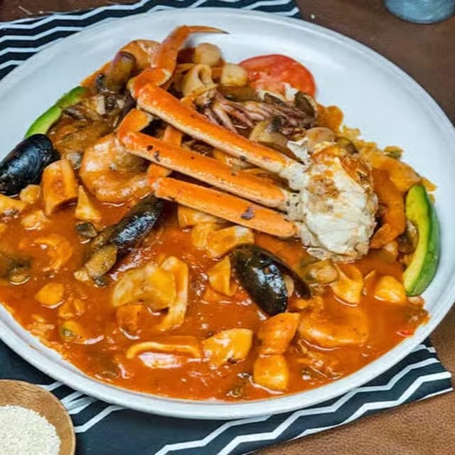 Mariscos Jarochos.