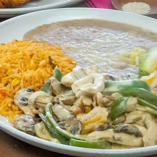 Pollo Con Crema
